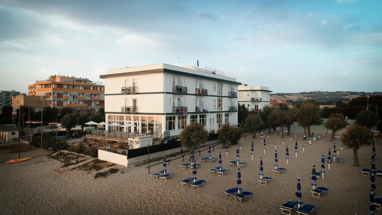 Hotel Internazionale Marotta Ngoại thất bức ảnh